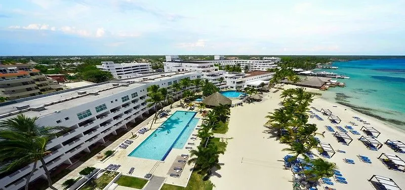 Be Live Experience Hamaca Beach Boca Chica 4*,